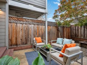 2071 Plymouth Street J, Mountain View CA 94043