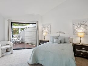 2071 Plymouth Street J, Mountain View CA 94043