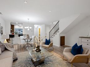 2071 Plymouth Street J, Mountain View CA 94043