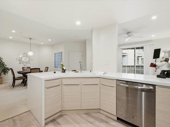 608 Arcadia Terrace 201, Sunnyvale CA 94085