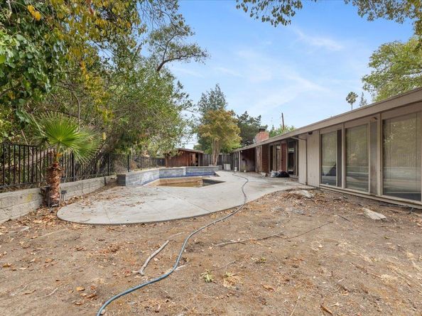 13741 Quito Road, Saratoga CA 95070