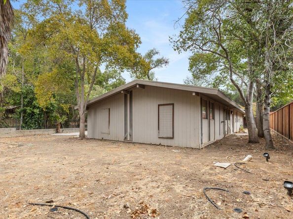 13741 Quito Road, Saratoga CA 95070