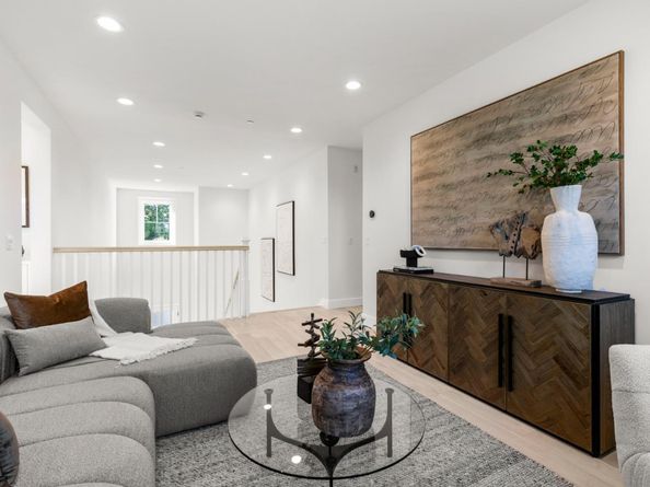 1566 Larkspur Drive, San Jose CA 95125