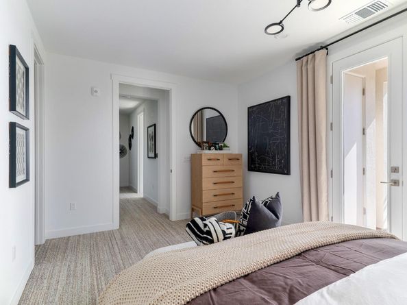 1303 Besra Terrace 5, Sunnyvale CA 94087