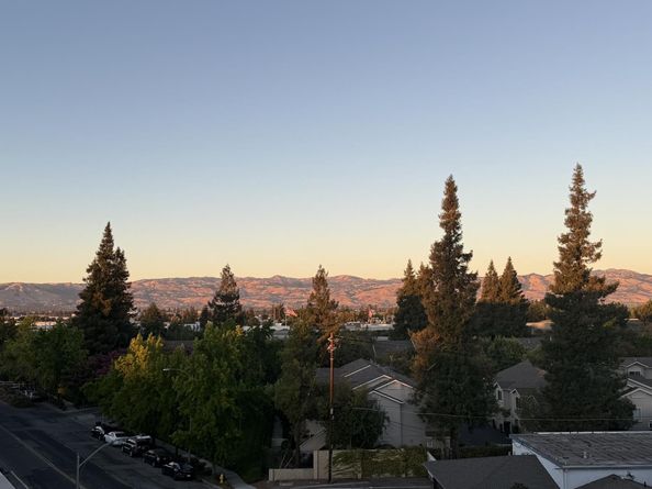 1853 Almaden Road 504, San Jose CA 95125