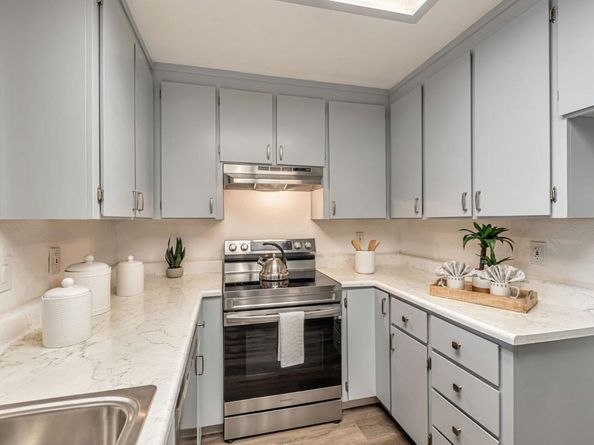 1427 Alma Loop, San Jose CA 95125
