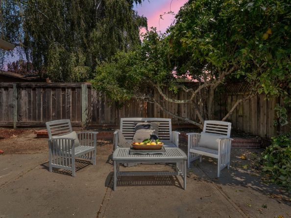 221 Segre Place, Santa Cruz CA 95060