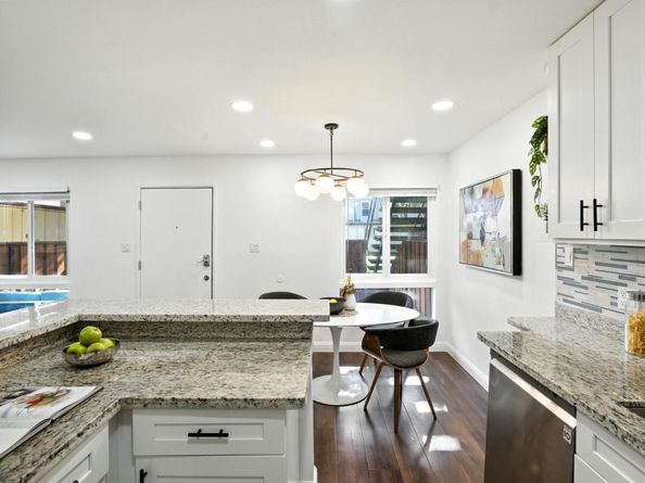 3015 Los Prados Street 114, San Mateo CA 94403