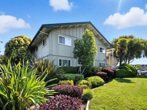 3015 Los Prados Street 114, San Mateo CA 94403