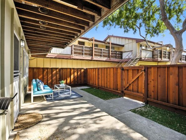 3015 Los Prados Street 114, San Mateo CA 94403