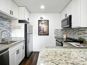 3015 Los Prados Street 114, San Mateo CA 94403