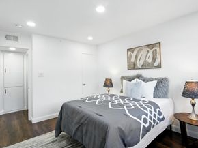 3015 Los Prados Street 114, San Mateo CA 94403