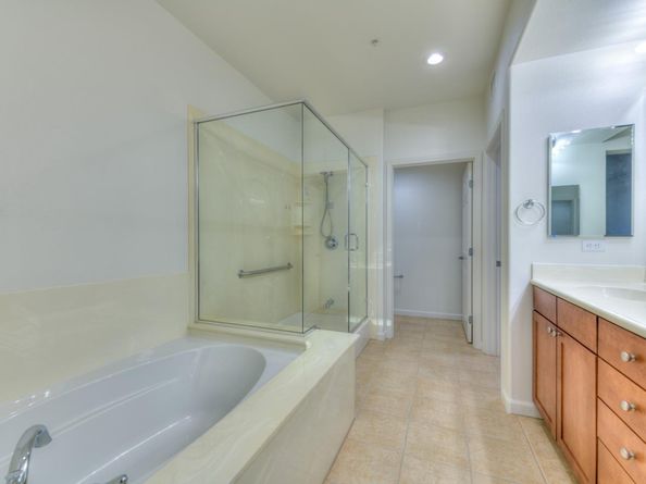 800 S Abel Street 219, Milpitas CA 95035