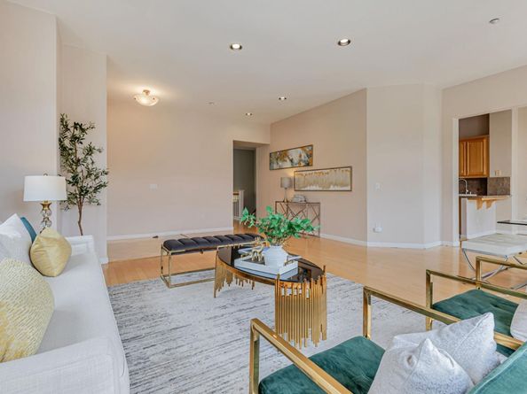 111 Cliff Swallow Court, Brisbane CA 94005