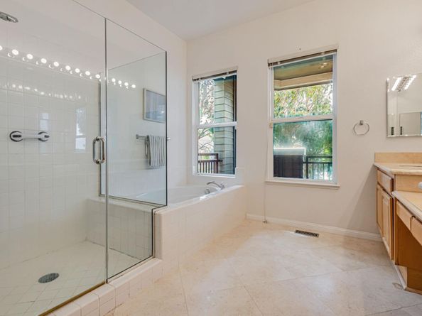 111 Cliff Swallow Court, Brisbane CA 94005