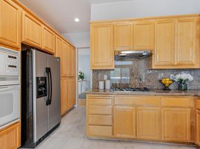 111 Cliff Swallow Court, Brisbane CA 94005