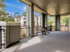 111 Cliff Swallow Court, Brisbane CA 94005