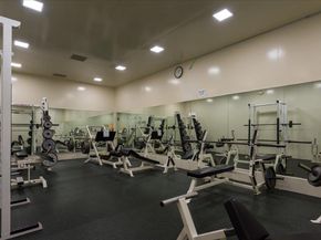 928 Peninsula Avenue 303, San Mateo CA 94401