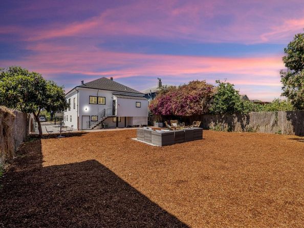 2900 Linden Street, Emeryville CA 94608