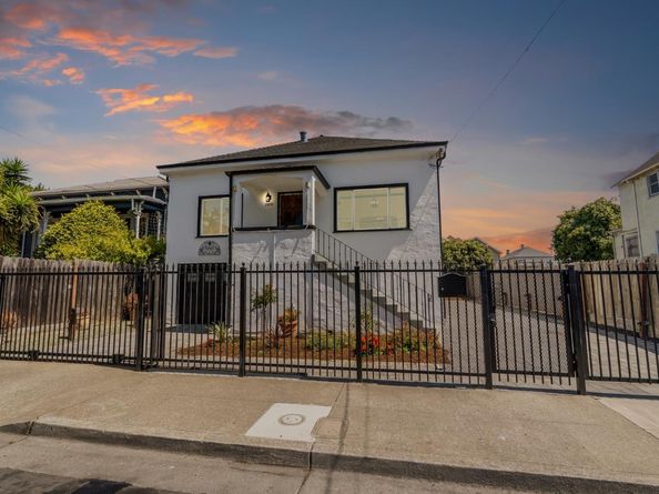 2900 Linden Street, Emeryville CA 94608