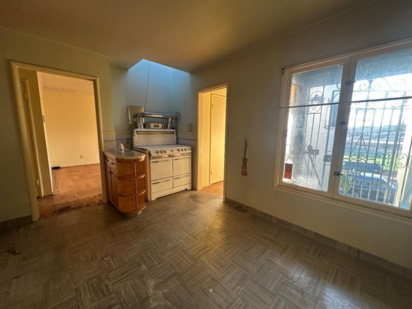 366 Chester Street, Daly City CA 94014