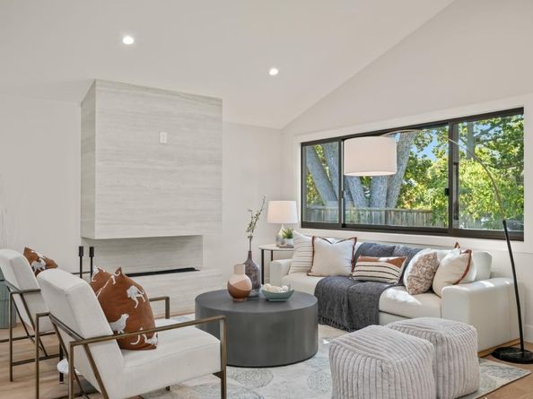 2047 Ashton Avenue, Menlo Park CA 94025