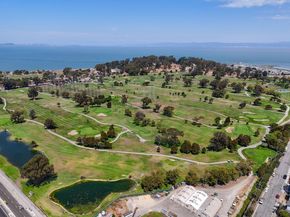 1022 E Santa Inez Avenue, San Mateo CA 94401