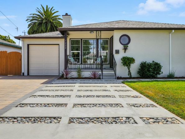 1022 E Santa Inez Avenue, San Mateo CA 94401