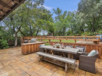 6641 Leyland Park Drive