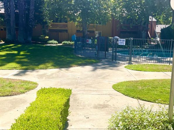 810 Oak Grove Road 83, Concord CA 94518