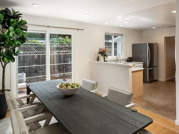 317 Bay Road, Menlo Park CA 94025