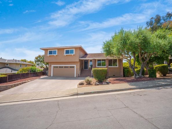 810 W Main Avenue, Morgan Hill CA 95037