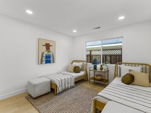 331 Trenton Way, Menlo Park CA 94025