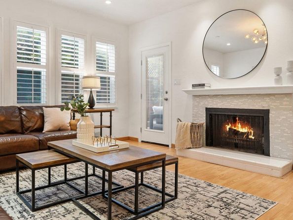 1110 Bayswater Avenue 106, Burlingame CA 94010