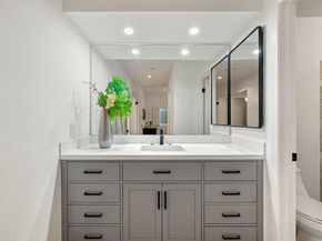 1110 Bayswater Avenue 106, Burlingame CA 94010