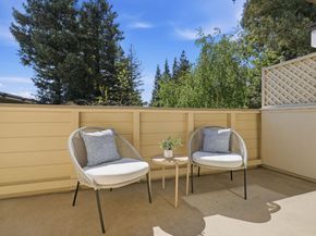 1031 Crestview Drive 305, Mountain View CA 94040