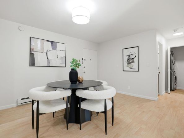 1031 Crestview Drive 305, Mountain View CA 94040