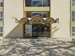 1031 Crestview Drive 305, Mountain View CA 94040