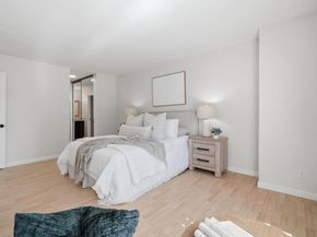 1031 Crestview Drive 305, Mountain View CA 94040