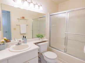 1002 Forest Run, Hercules CA 94547