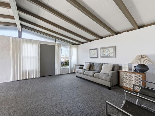 1225 Manzano Way, Sunnyvale CA 94089