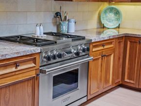 780 Calabasas Road, Watsonville CA 95076