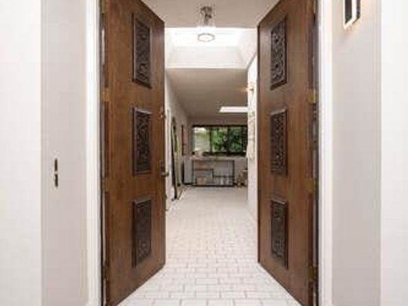 1515 Floribunda Avenue 309, Burlingame CA 94010