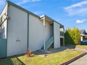 Opal, Oakland CA 94609