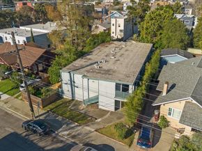 Opal, Oakland CA 94609