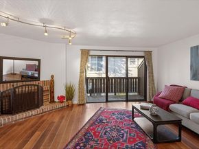 133 Union Avenue F, Campbell CA 95008