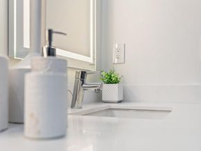 922 Woodside Road, Redwood City CA 94061