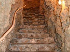 3035 Canyon Road, Burlingame CA 94010