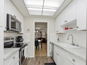 5471 Cribari Green, San Jose CA 95135