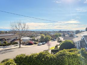 722 Gleneagle Avenue, Hayward CA 94544